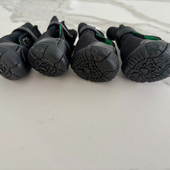 ✨NWOT✨ QUMY Dog Boots 😍 HOST PICK 😍 - Picture 2 of 4